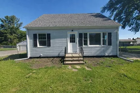 1611 36th Ave, East Moline, IL 61244