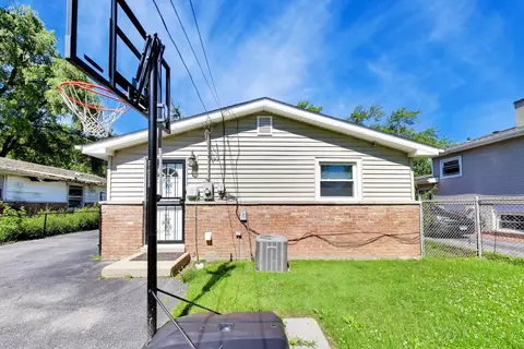 Exterior - 16641 Paulina St, Markham, IL 60428 photo 4 of 4