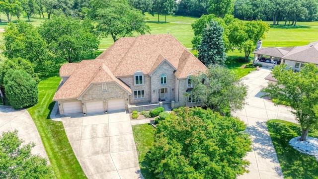 1500 Royal Oak Rd, Darien, IL 60561