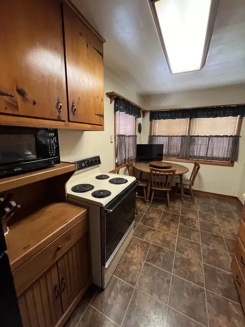 Kitchen - 526 Edwards St, Kewanee, IL 61443 photo 1 of 7