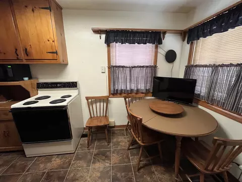 Kitchen - 526 Edwards St, Kewanee, IL 61443 photo 2 of 7