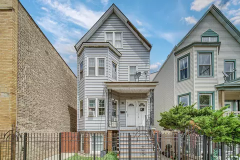 3854 W Diversey Ave, Chicago, IL 60647