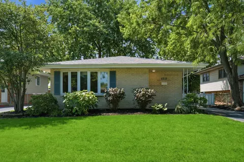 5215 138th Pl, Crestwood, IL 60418
