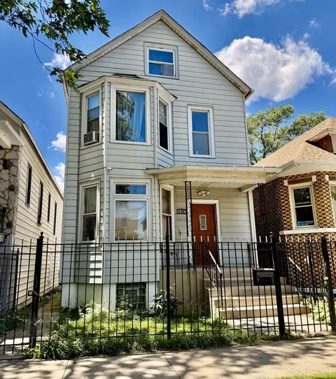 8410 S Burnham Ave, Chicago, IL 60617