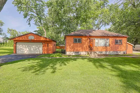 1400 Marion St, Schaumburg, IL 60193