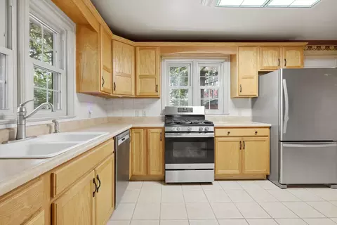 Kitchen - 2310 16th Ave, Moline, IL 61265 photo 2 of 4