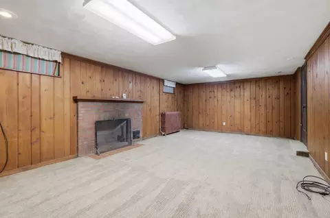 Other - 2310 16th Ave, Moline, IL 61265 photo 4 of 9