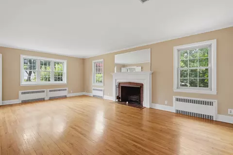 Living - 2310 16th Ave, Moline, IL 61265 photo 5 of 6