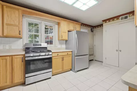 Kitchen - 2310 16th Ave, Moline, IL 61265 photo 1 of 4