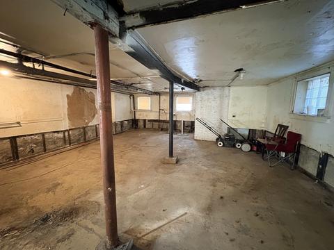 6753 S Artesian Ave, Chicago, IL 60629 photo 24