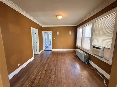 6753 S Artesian Ave, Chicago, IL 60629 photo 4