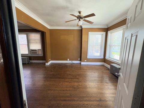 6753 S Artesian Ave, Chicago, IL 60629 photo 2