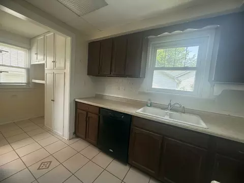 126 E Glover St, Ottawa, IL 61350 photo 18