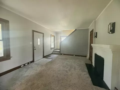 126 E Glover St, Ottawa, IL 61350 photo 9