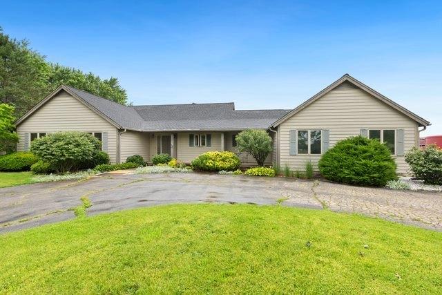 41 W580 Rohrsen Rd, Elgin, IL 60124