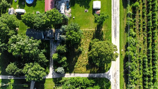 3500 N 17060e Rd, Momence, IL 60954