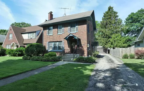 1534 Henry Pl, Waukegan, IL 60085