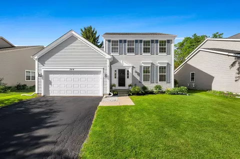 244 Buckingham Dr, Grayslake, IL 60030