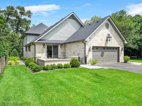 412 66th St, Downers Grove, IL 60516