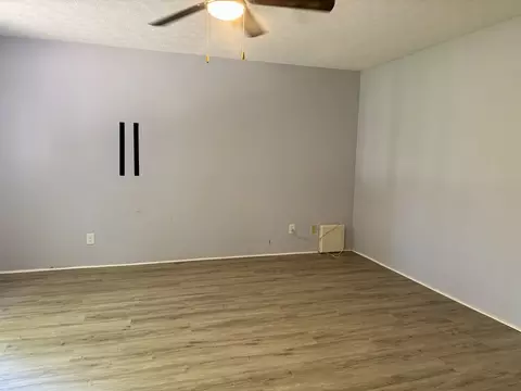 806 E Boulevard St, Marion, IL 62959 photo 13