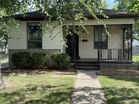 806 E Boulevard St, Marion, IL 62959 photo 2