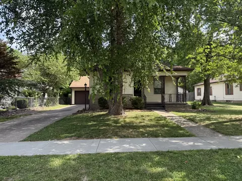 806 E Boulevard St, Marion, IL 62959 photo 23