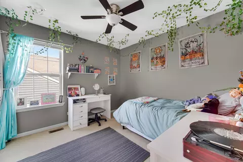 Bedroom - 3097 Chalkstone Ave, Elgin, IL 60124 photo 3 of 3