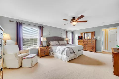 Bedroom - 3097 Chalkstone Ave, Elgin, IL 60124 photo 2 of 3