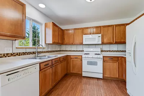 Kitchen - 6413 Silver Ridge Dr, Plainfield, IL 60586 photo 2 of 2