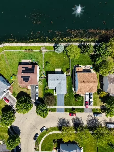 View/Area - 6413 Silver Ridge Dr, Plainfield, IL 60586 photo 3 of 10
