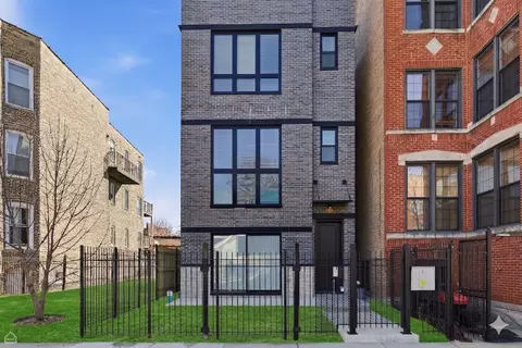 4841 S Prairie Ave, Chicago, IL 60615