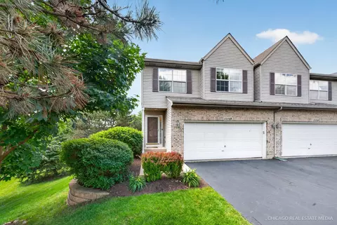 11149 Douglas Ave #11149, Huntley, IL 60142