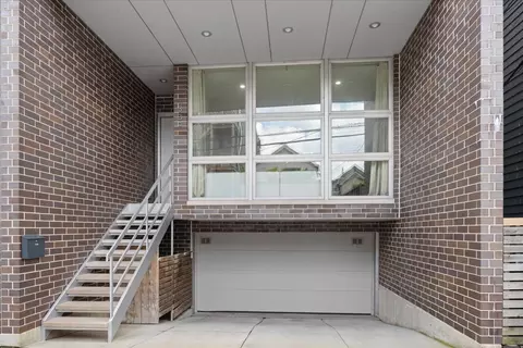 1339 W Ancona St, Chicago, IL 60642
