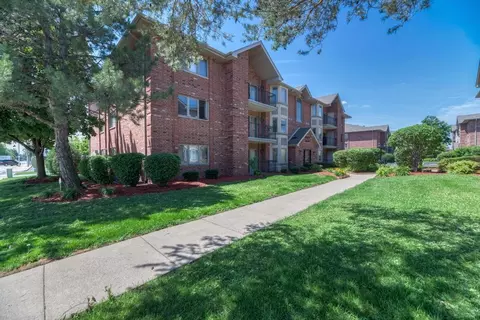 9420 S Melvina Ave #2NW, Oak Lawn, IL 60453