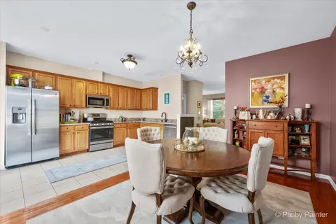 471 E Railroad Ave, Bartlett, IL 60103 photo 11