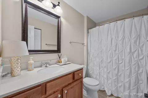 471 E Railroad Ave, Bartlett, IL 60103 photo 21
