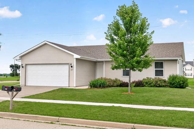 927 Foley Rd, Belvidere, IL 61008