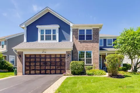 370 Ashford Ln, Grayslake, IL 60030