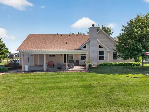 Exterior - 701 Forrest Dr, Seneca, IL 61360 photo 10 of 12