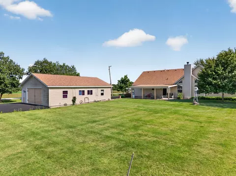 Exterior - 701 Forrest Dr, Seneca, IL 61360 photo 11 of 12