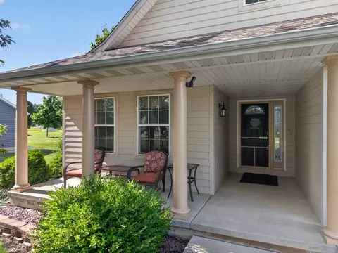 Exterior - 701 Forrest Dr, Seneca, IL 61360 photo 5 of 12