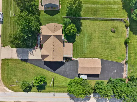 View/Area - 701 Forrest Dr, Seneca, IL 61360 photo 2 of 2
