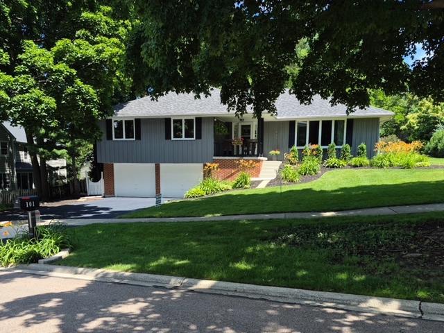 101 Carrol Gate Rd, Wheaton, IL 60189