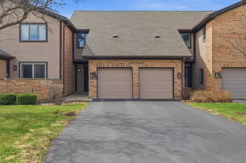 1729 Pebble Beach Ct, Hoffman Estates, IL 60169