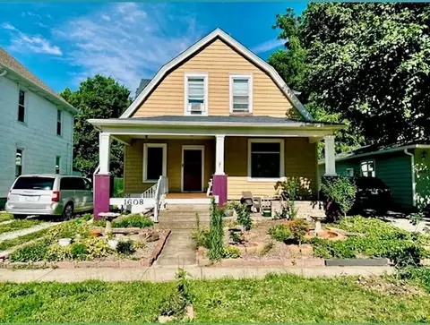 1608 S Pasfield St, Springfield, IL 62704
