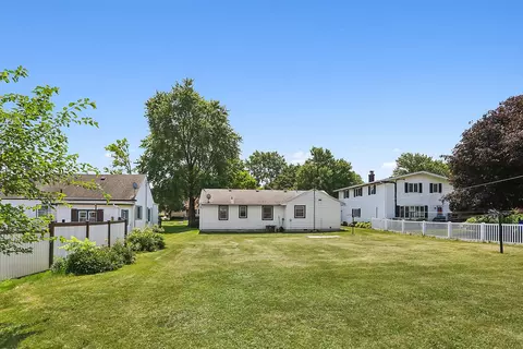 421 E South St, Peotone, IL 60468 photo 16