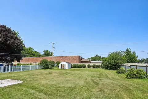 421 E South St, Peotone, IL 60468 photo 15