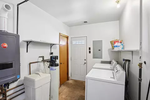 421 E South St, Peotone, IL 60468 photo 14