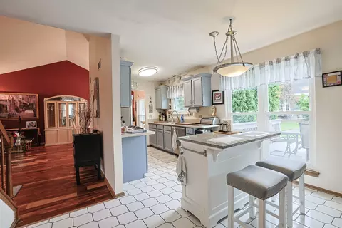 Kitchen - 1135 Stonebridge Ct, Elgin, IL 60120 photo 1 of 5