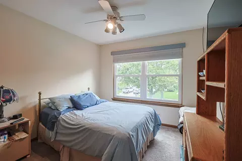 Bedroom - 1135 Stonebridge Ct, Elgin, IL 60120 photo 2 of 3